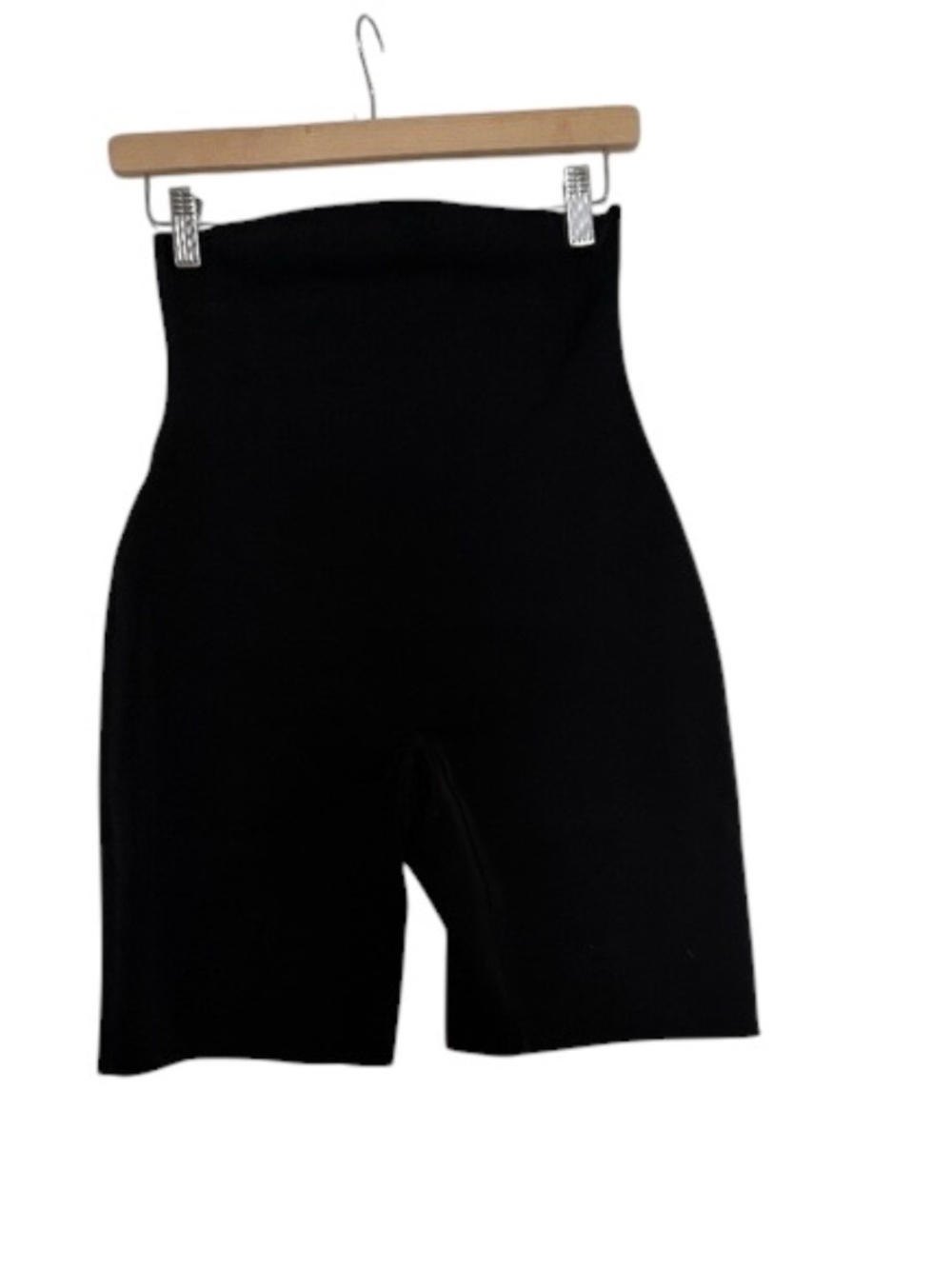 Great high quality shape wear basic. NWT by Commando- great value!